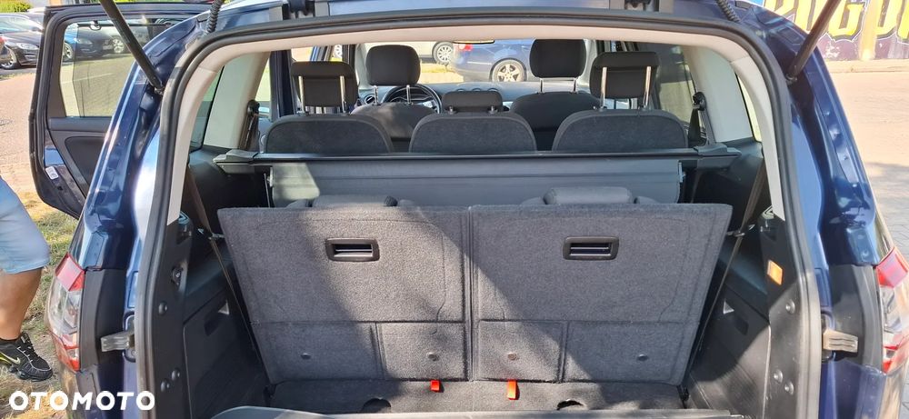 Ford S-Max - 15