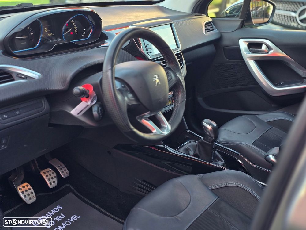 Peugeot 2008 1.2 PureTech Crossway - 13