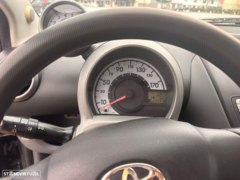 Toyota Aygo - 5
