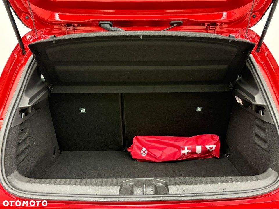Renault Clio - 8