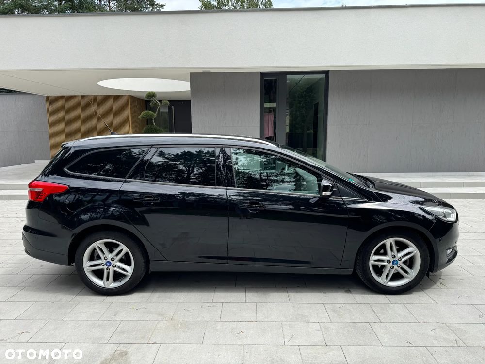 Ford Focus 1.0 EcoBoost Titanium - 8