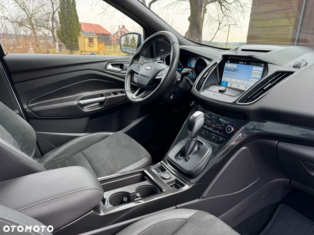 Ford Kuga 2.0 TDCi 4x4 ST-Line - 15