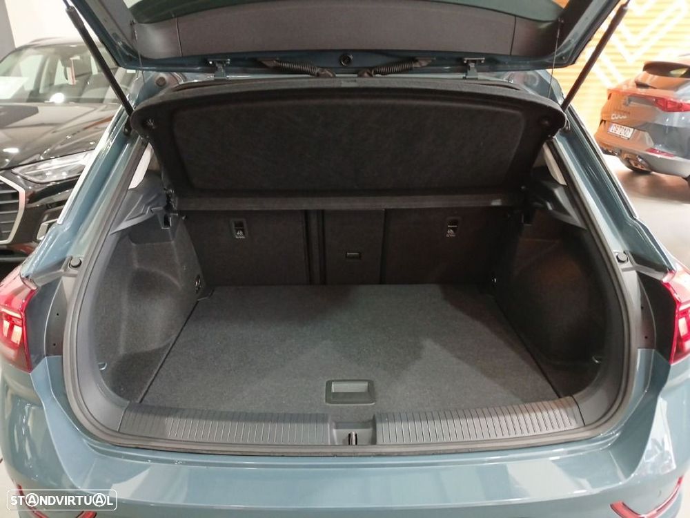 VW T-Roc 2.0 TDI Urban - 37