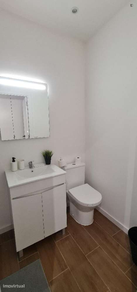 Apartamento com 1 quartos - localizado em Santo Ildefonso Porto - Grande imagem: 5/11