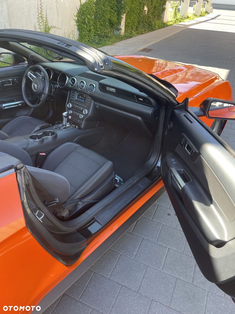 Ford Mustang 3.7 V6 - 19