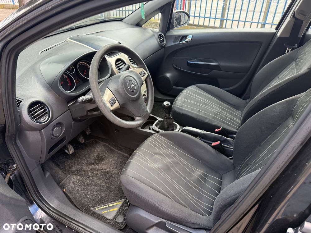 Opel Corsa 1.2 16V Enjoy - 9