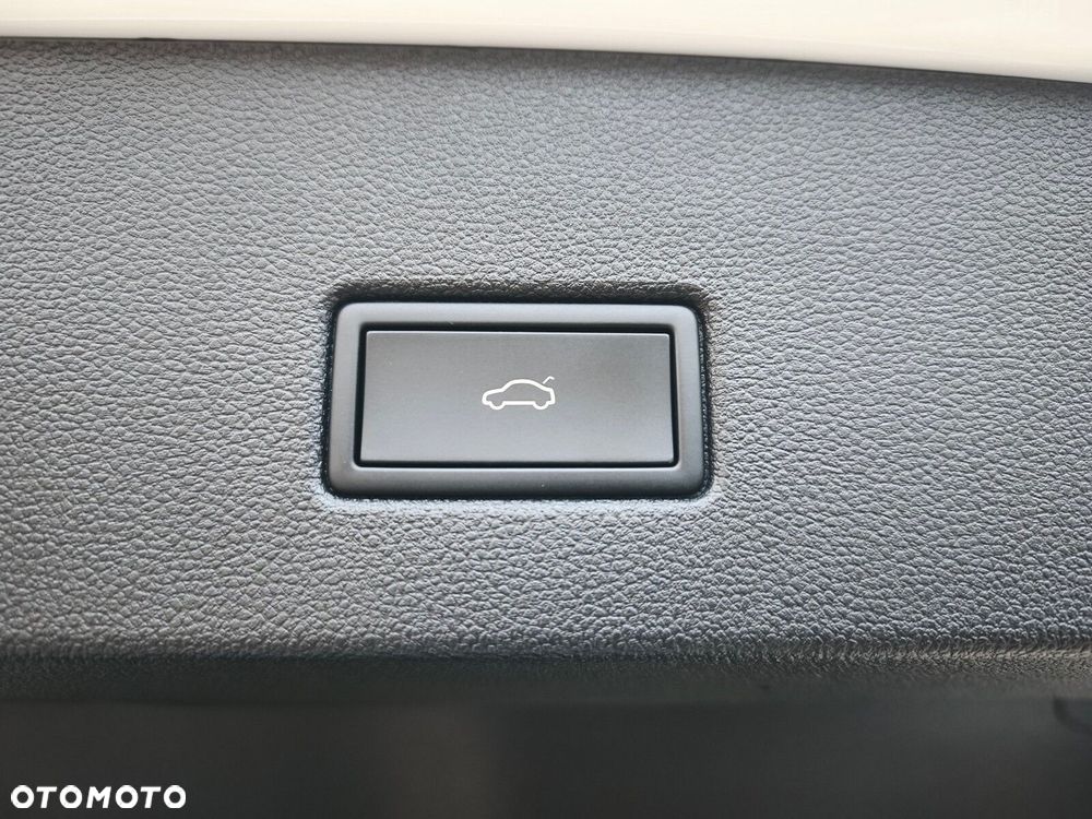 Volkswagen T-Roc 1.5 TSI ACT Premium DSG - 11