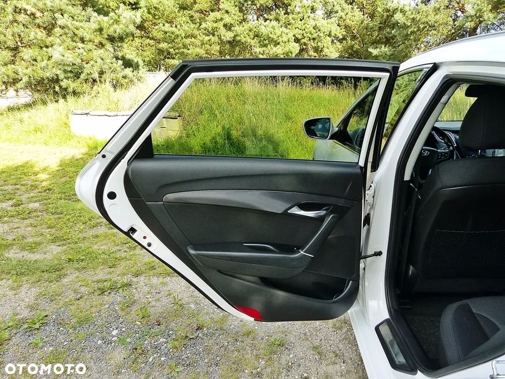 Hyundai i40 Kombi blue 1.7 CRDi Style - 22