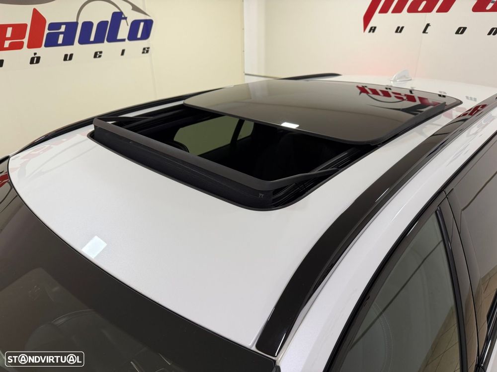 Volvo V60 2.0 T8 AWD TE Plus Dark - 8