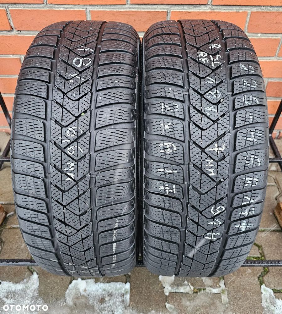 (A17) 225/45R17 91H 7mm 18r RSC RF / Pirelli Sottozero 3 - 1