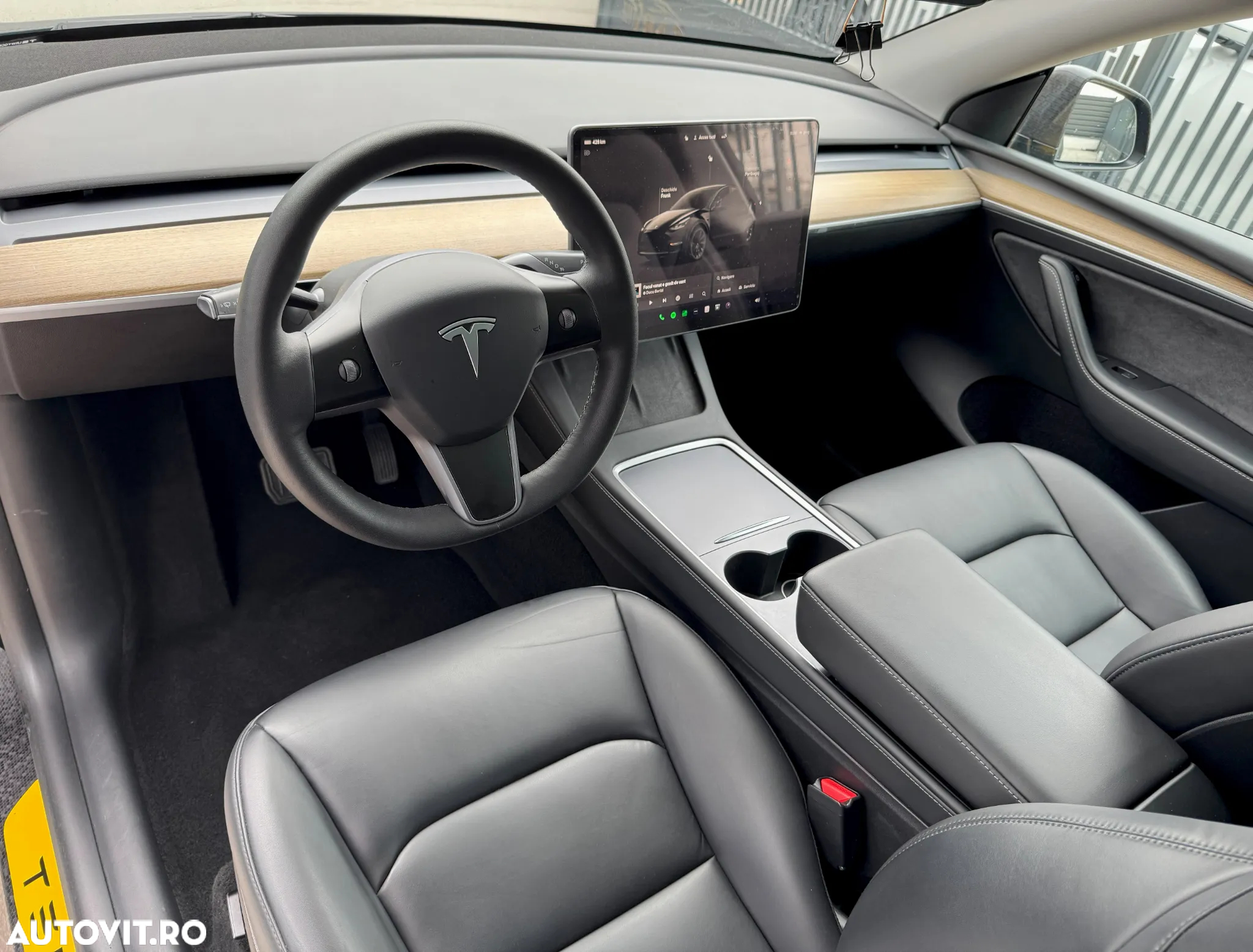 Tesla Model Y AWD Performance - 7