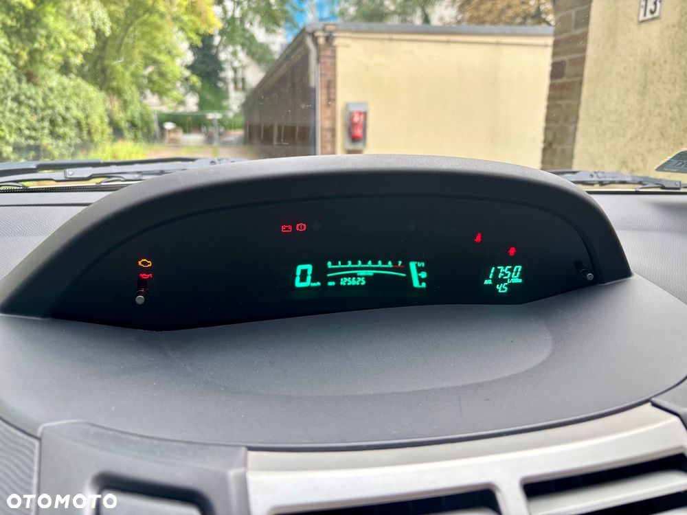 Toyota Yaris 1.0 Luna A/C - 8
