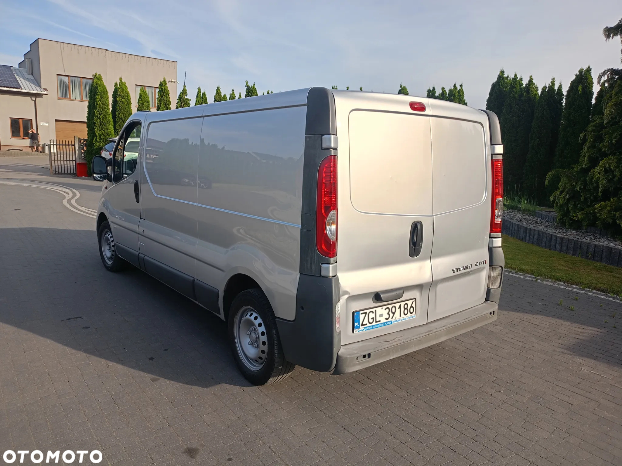 Opel VIVARO - 8
