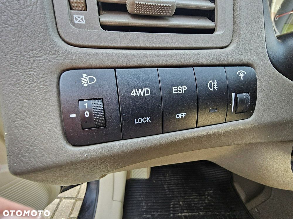 Hyundai Tucson 2.0 4WD GLS - 28