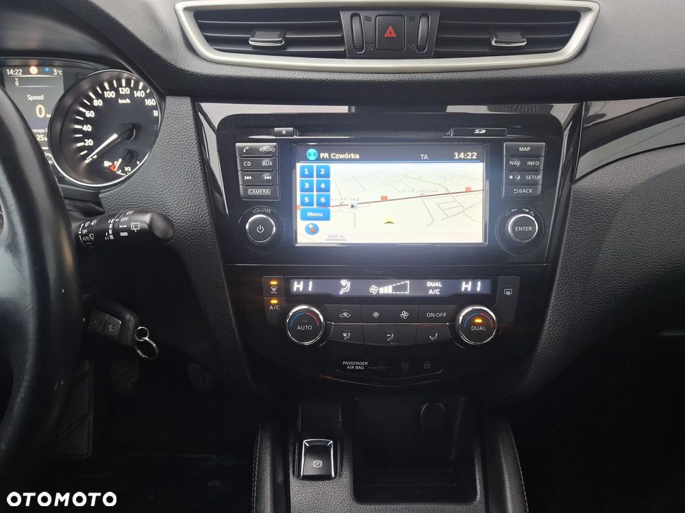 Nissan Qashqai 1.6 dCi 4 x 4 DPF Start/Stop tekna - 35