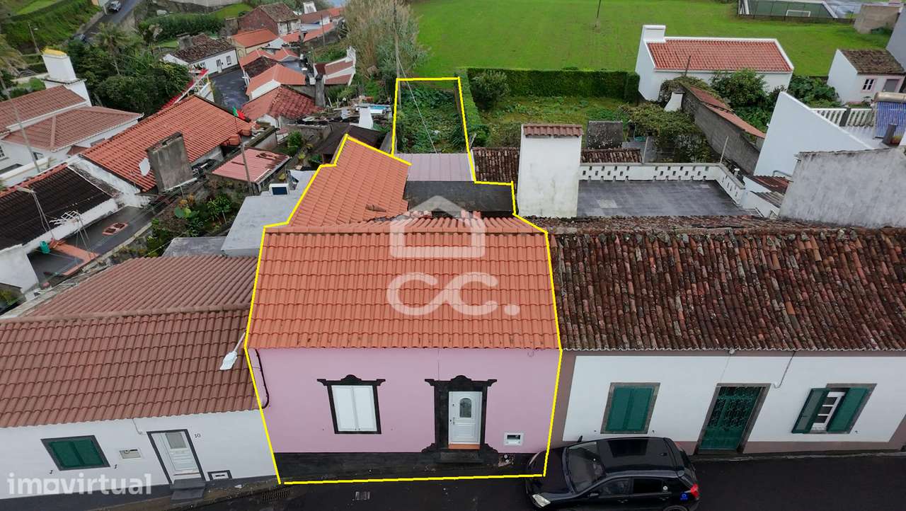 Moradia com 2+1 Quartos - Fenais da Ajuda - Ribeira Grande - Grande imagem: 2/15