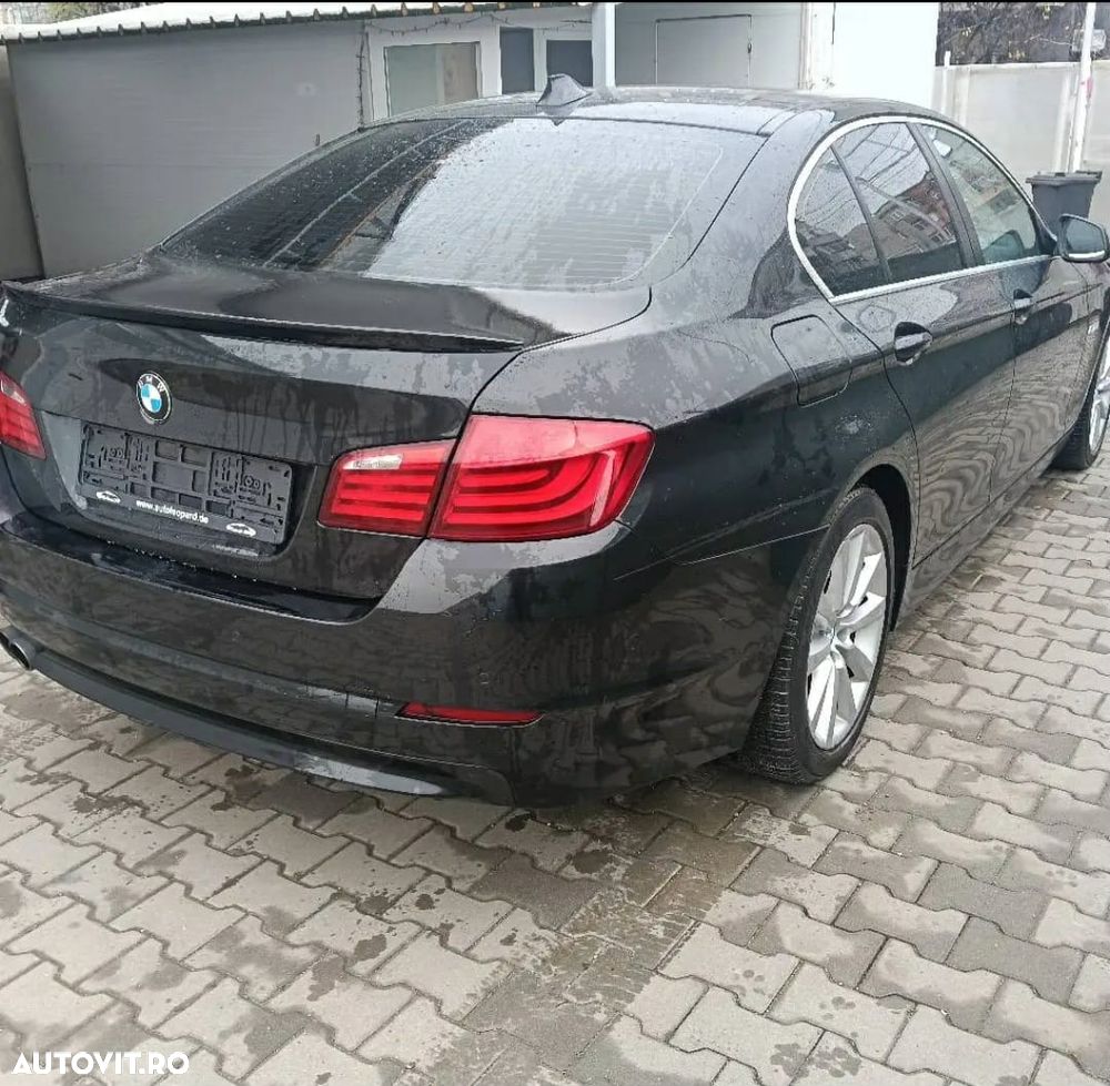 BMW Seria 5 520d Aut. - 3