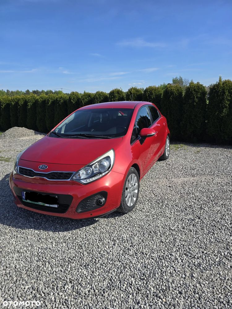 Kia Rio 1.4 L - 3