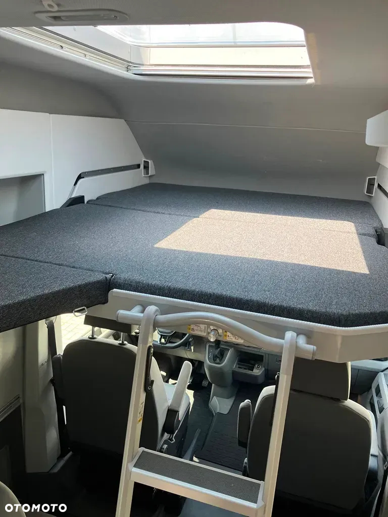 Volkswagen California - 36