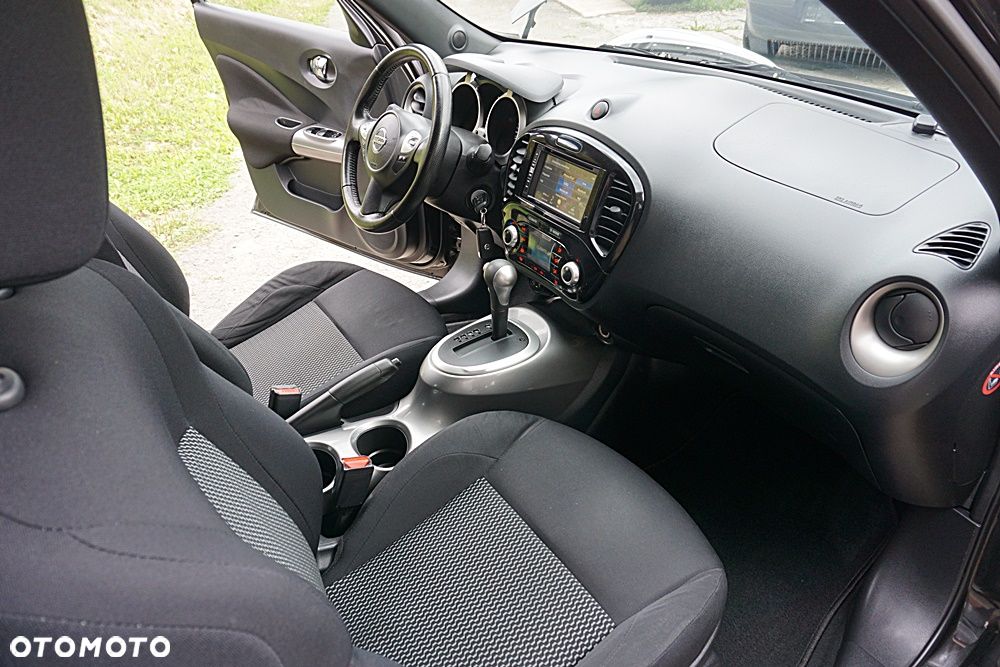 Nissan Juke 1.6 Xtronic N-Connecta - 24