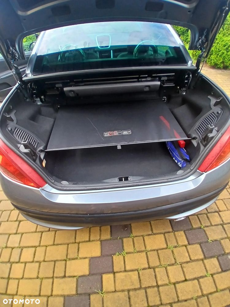Peugeot 207 CC 120 Premium - 8