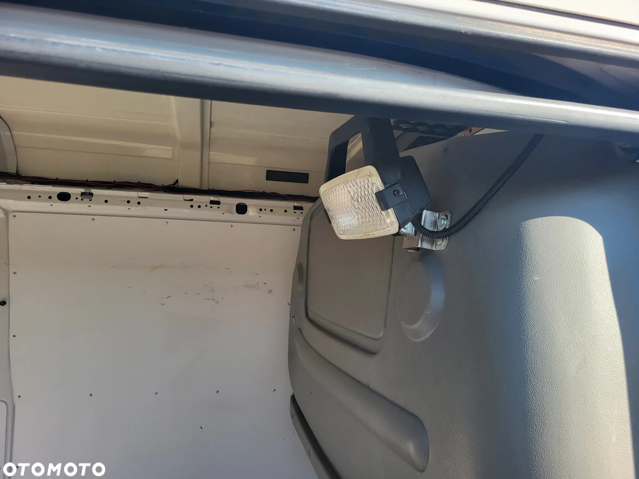 Volkswagen Transporter - 35