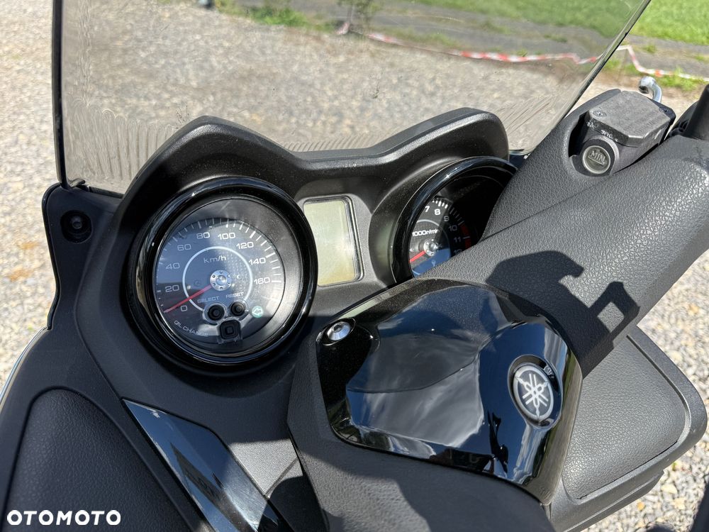 Yamaha X-max - 6