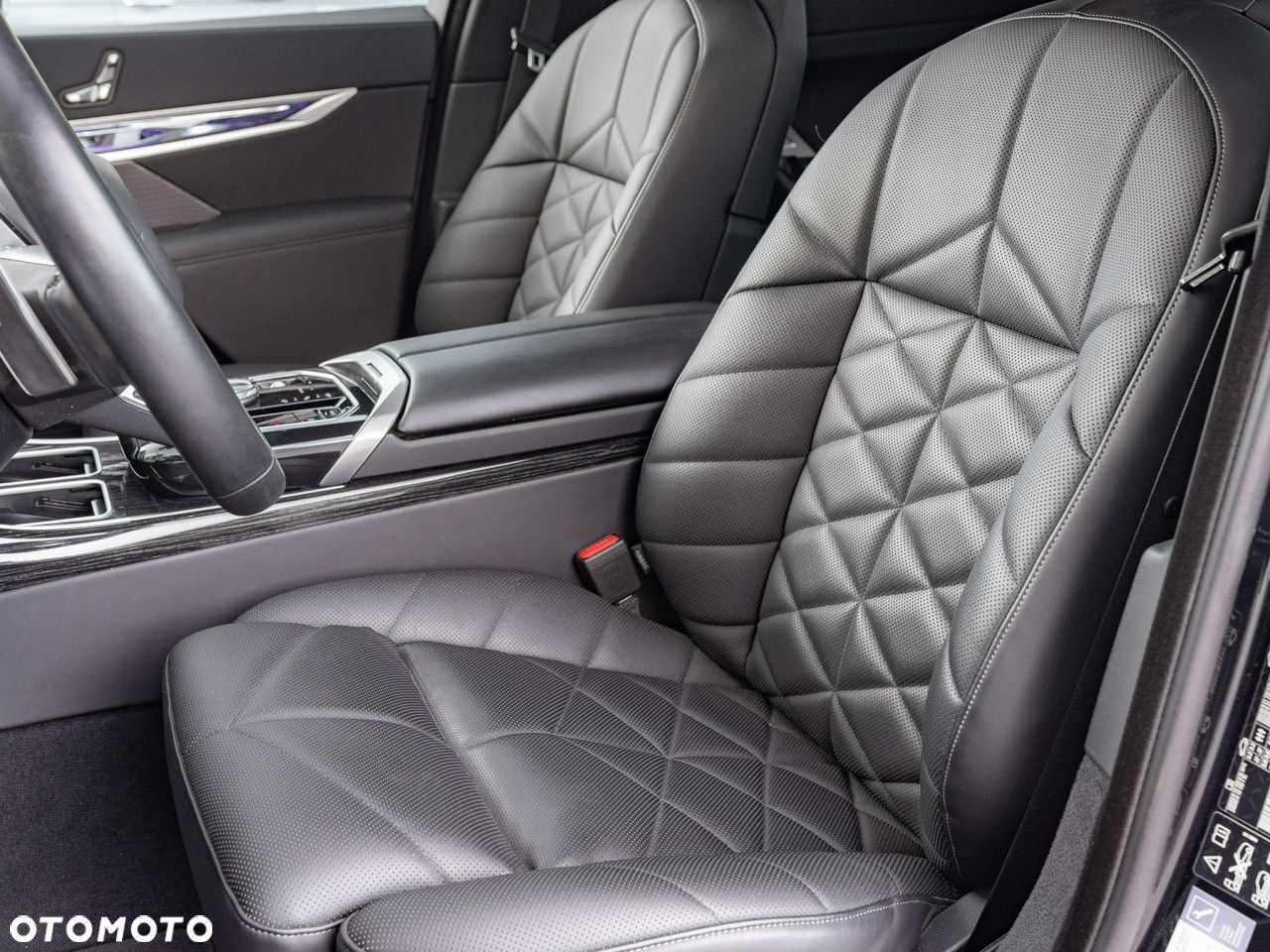 BMW Seria 7 - 15