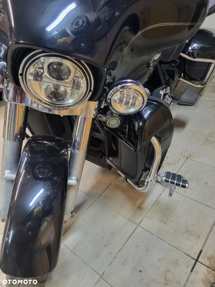 Harley-Davidson FLHTCU Ultra - 10