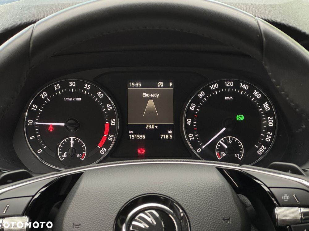 Skoda Octavia 2.0 TDI Ambition DSG - 18