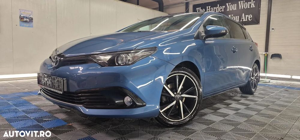 Toyota Auris - 3