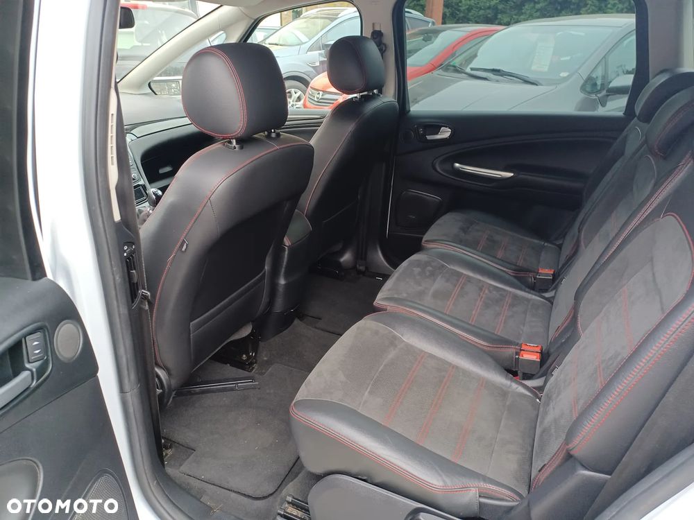 Ford S-Max 2.0 TDCi DPF Titanium - 11