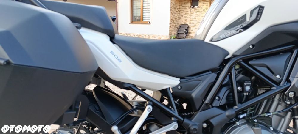 Benelli TRK 502 - 25