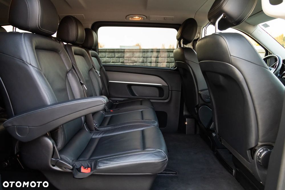 Mercedes-Benz Klasa V - 19