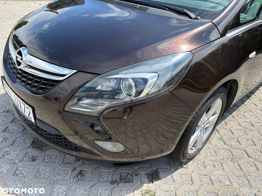 Opel Zafira - 10
