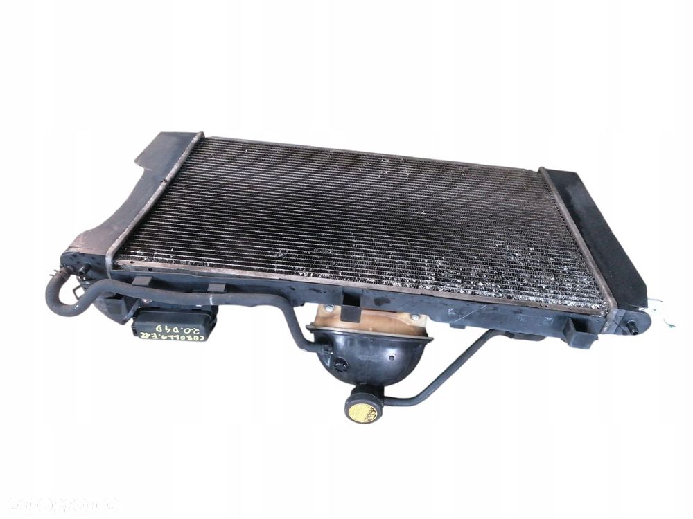 chłodnica wody wentylatory toyota corolla 2.0 d4d 05r - 2