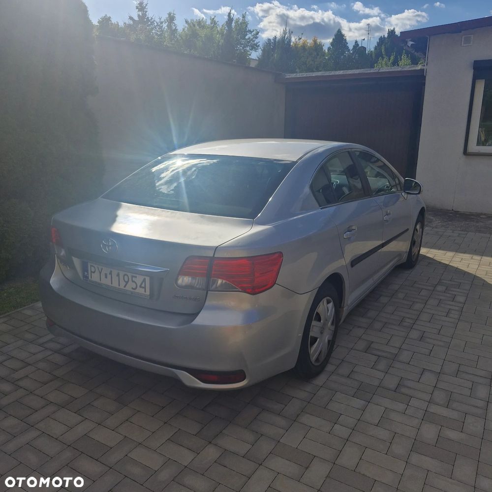 Toyota Avensis 2014 photo 3
