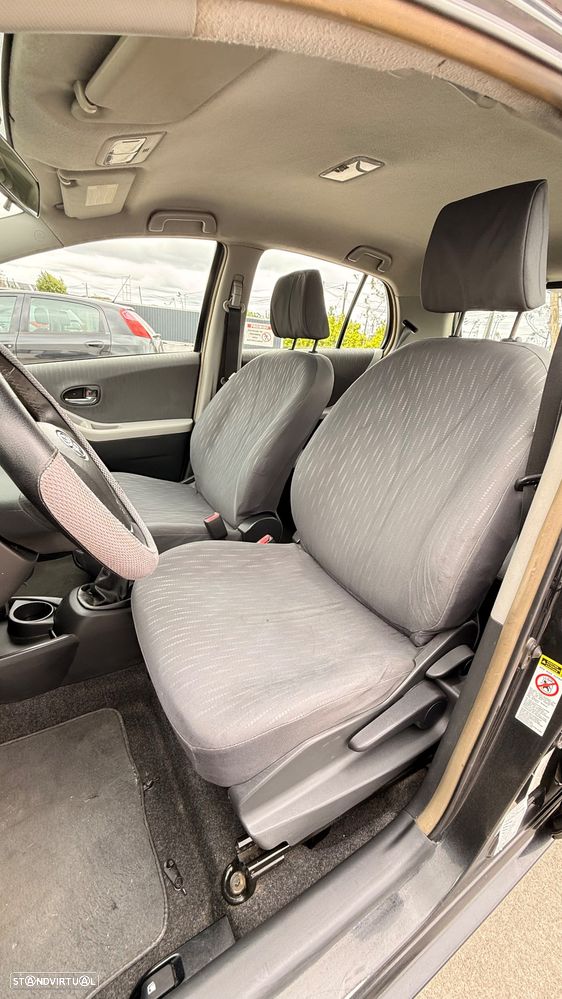 Toyota Yaris 1.4 D-4D Comfort+AC - 10