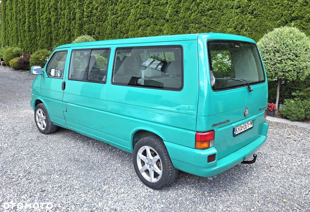 Volkswagen Caravelle - 3