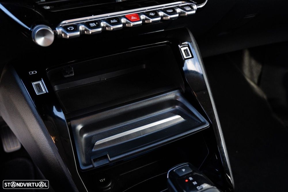 Peugeot e-208 50 kWh Allure Pack - 26