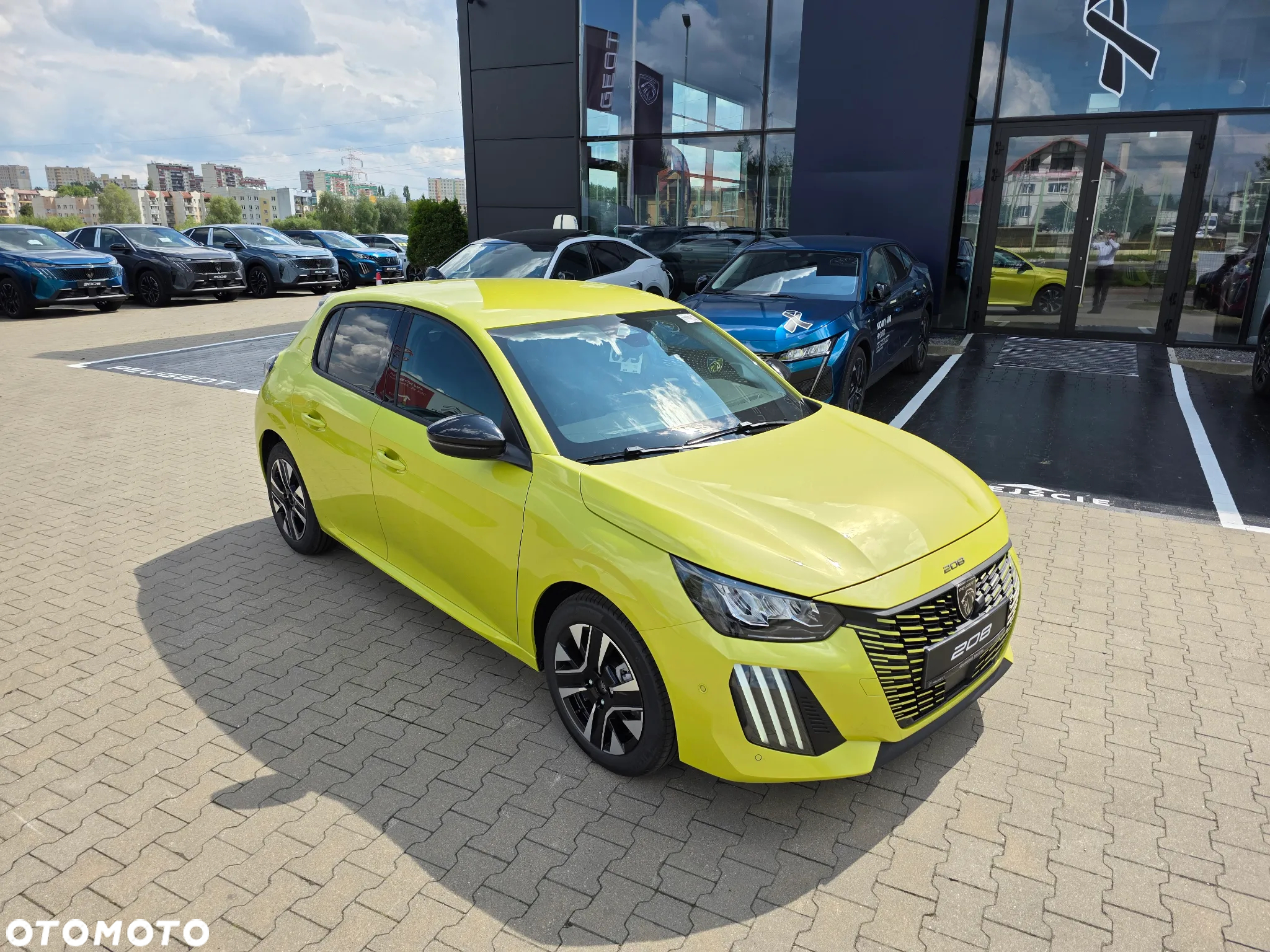Peugeot 208 1.2 PureTech Allure S&S - 2