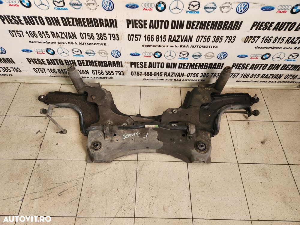 Jug Cadru Motor Renault Grand Scenic 3 An 2009-2010-2011-2012-2013-2014-2015 Dezmembrez Renault Grand Scenic 1.5 Dci An 2009-2010-2011-2012 Manual 6+1 Trepte 2x4 - 2