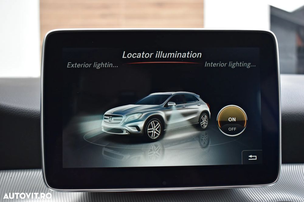 Mercedes-Benz GLA 200 7G-DCT Urban - 25