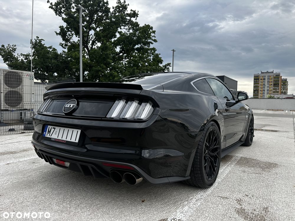 Ford Mustang - 30