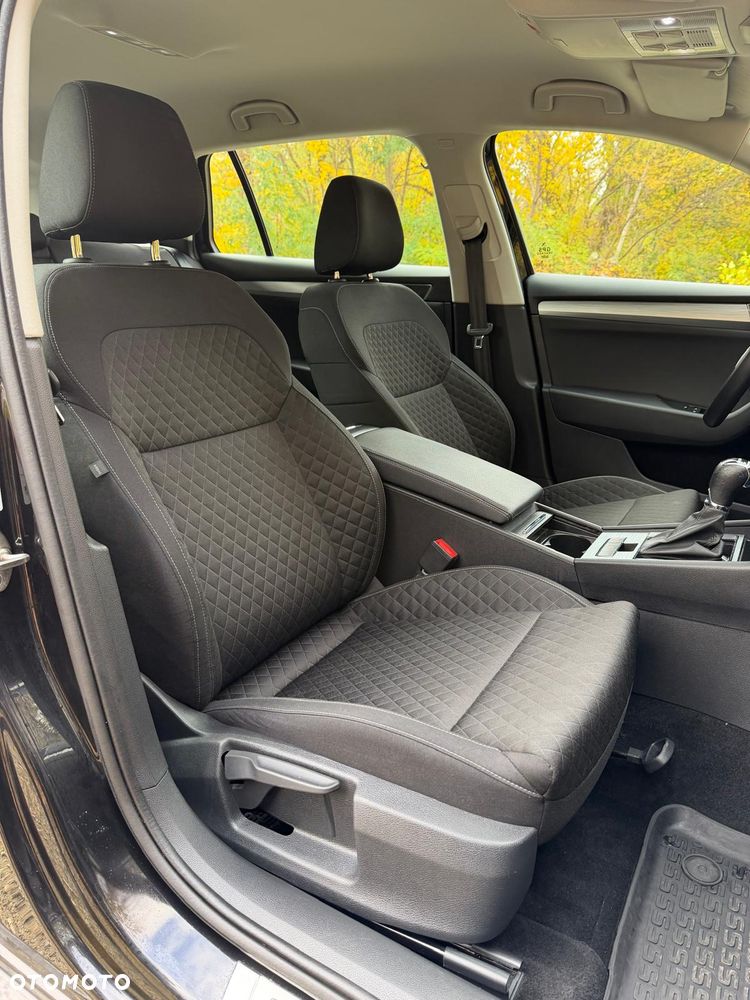 Skoda Superb 2.0 TDI SCR Ambition DSG - 19