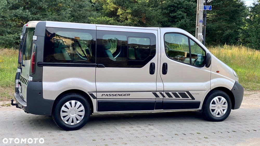 Renault Trafic Passenger Expression - 2