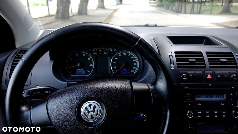 Volkswagen Polo 1.6 Sportline - 14