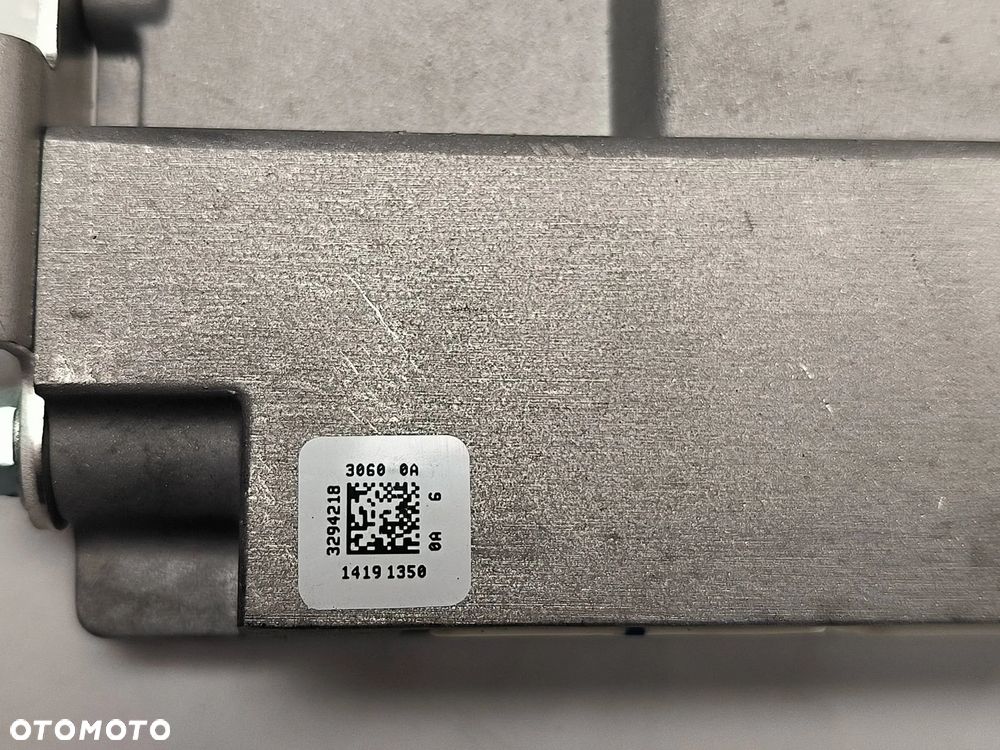 8628042060 Toyota RAV 4  2019 Wzmacniacz audio - 4