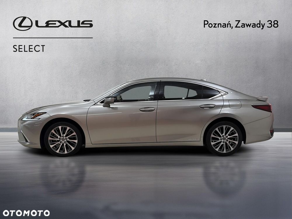 Lexus ES - 6