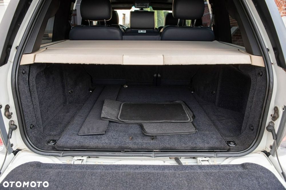 Land Rover Range Rover 3.6TD V8 Vogue SE - 32